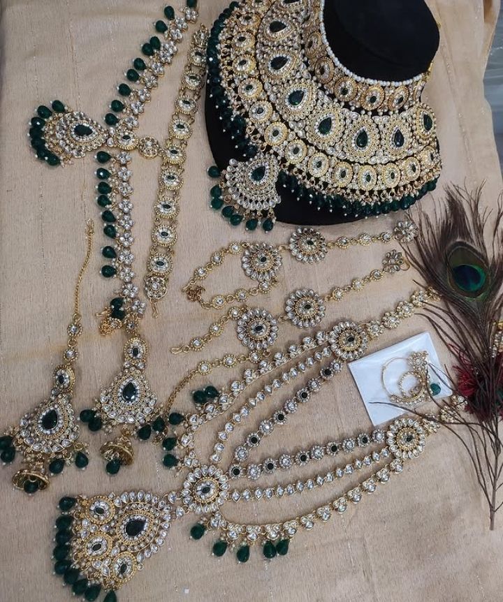 Green Heavy Kundan Bridal Jewellery Set